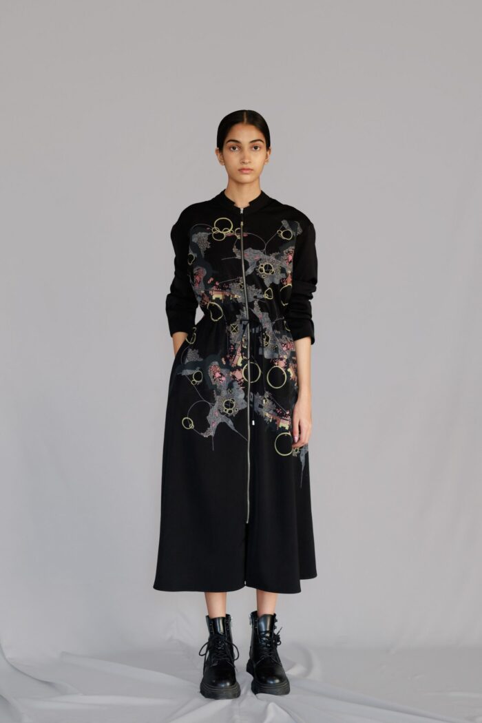 Black map long dress
