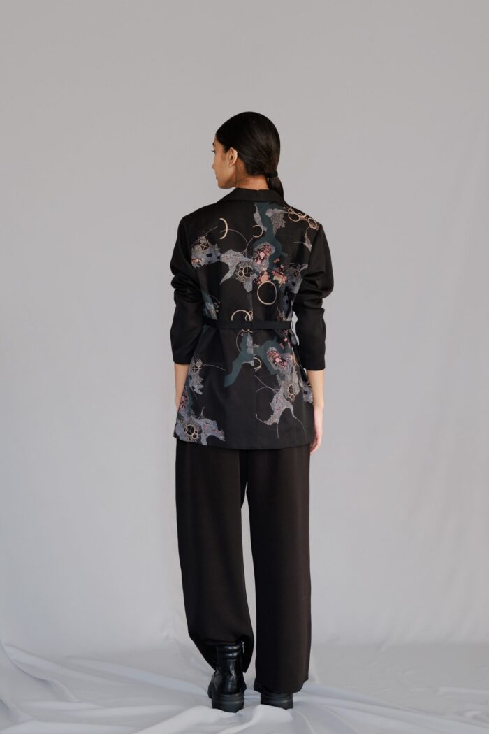 Black map coat set