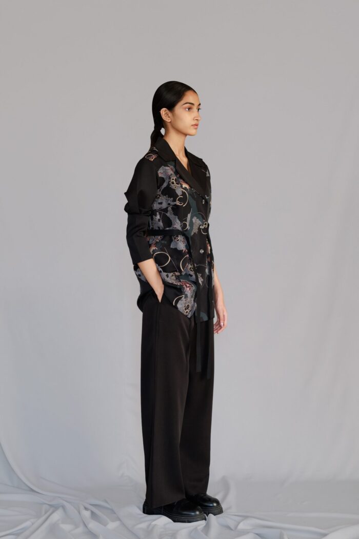 Black map coat set