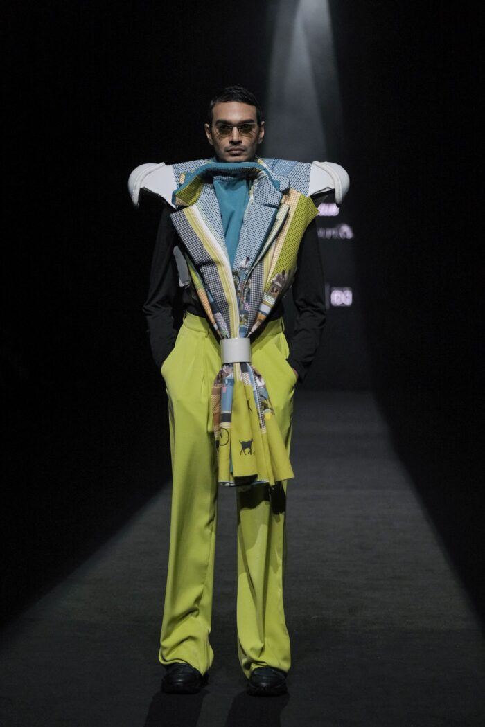 LFW25 11