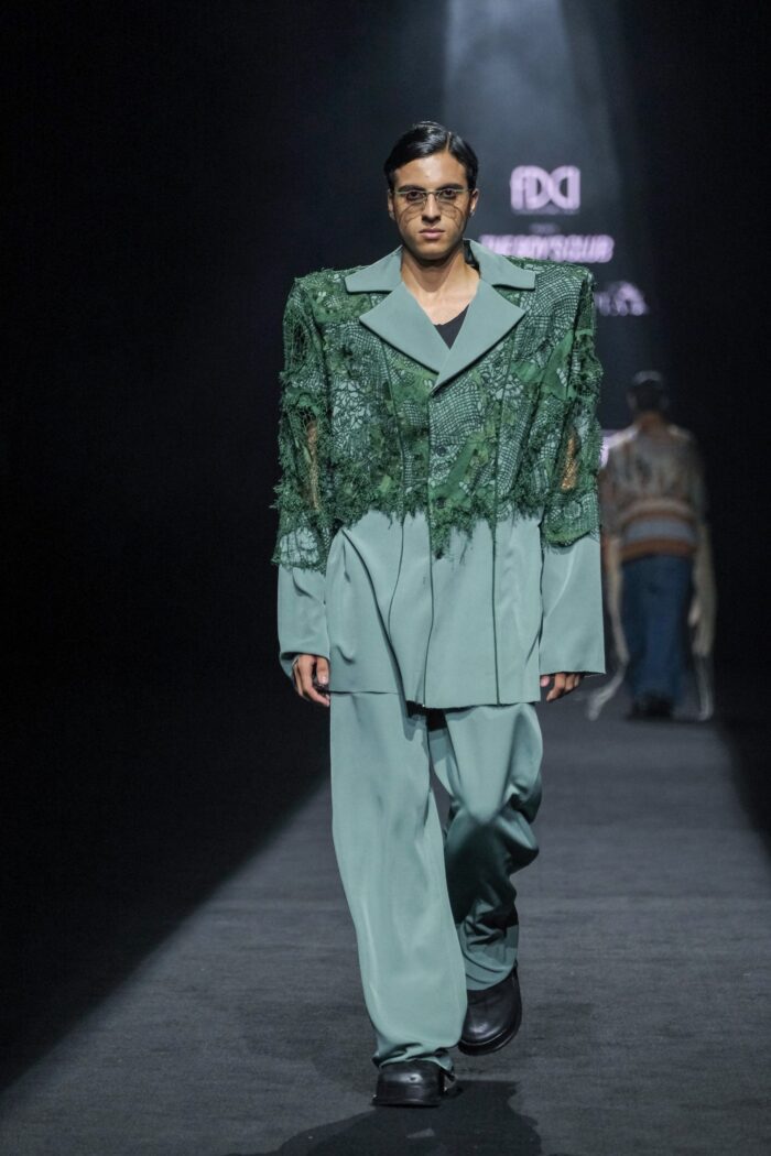 LFW25 8