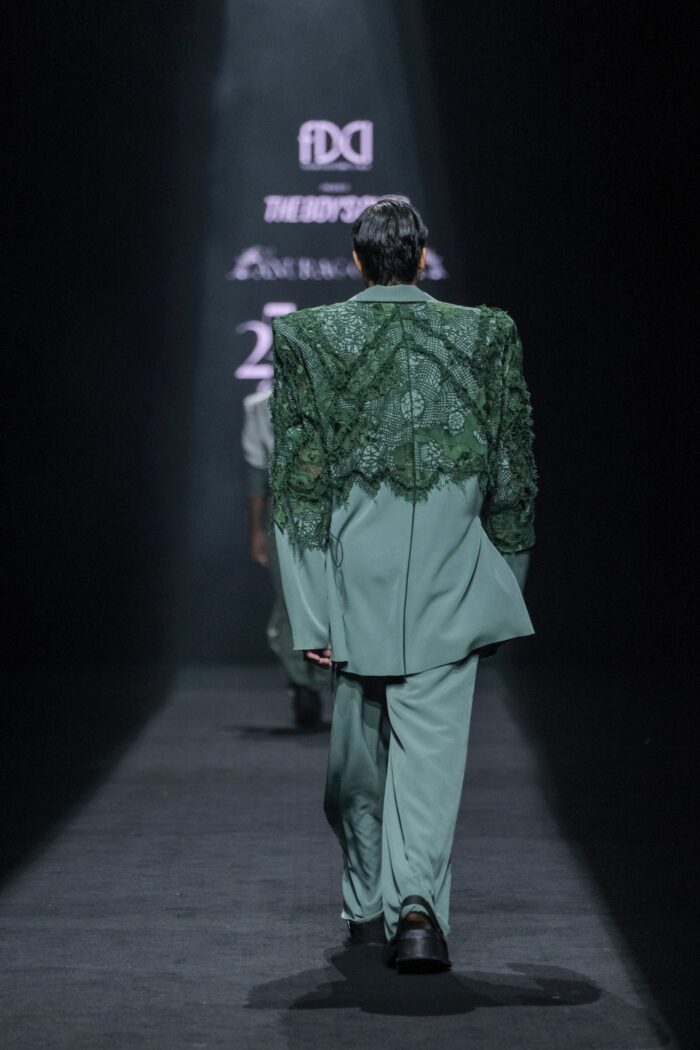LFW25 8